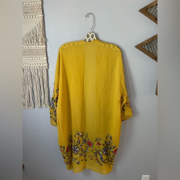 Three Bird Nest Kimono - Picture 6 of 6